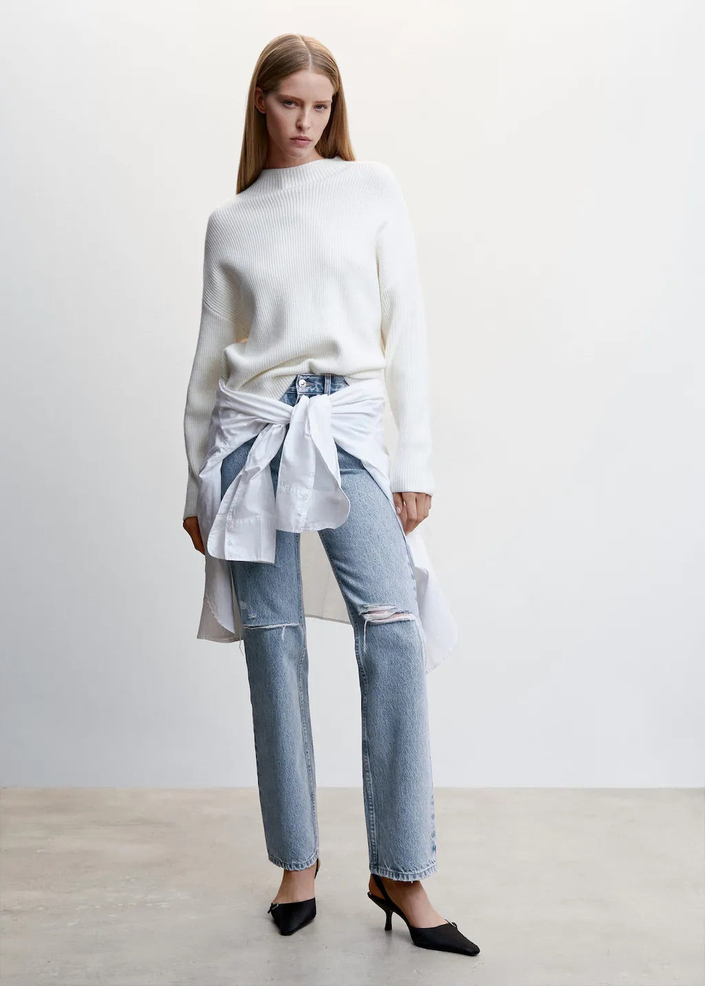 Straight jeans decorative broken