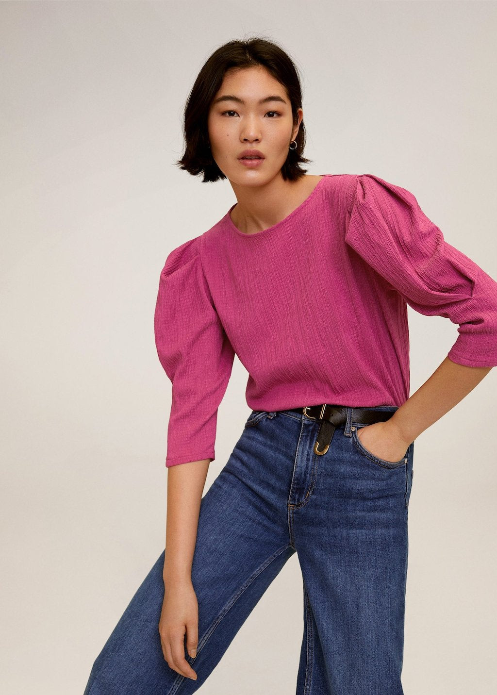 Puffed sleeves pleated t-shirt