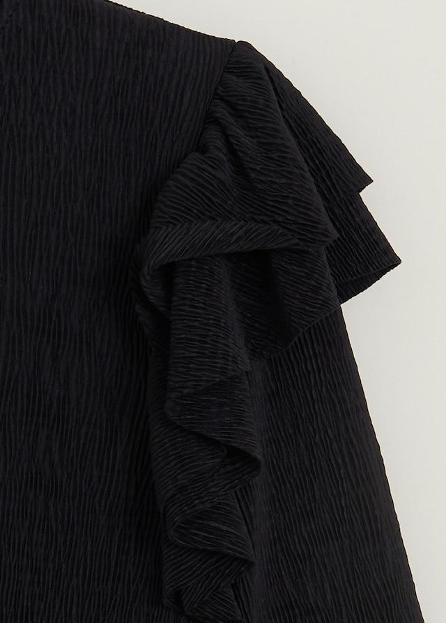 Ruffles pleated t-shirt