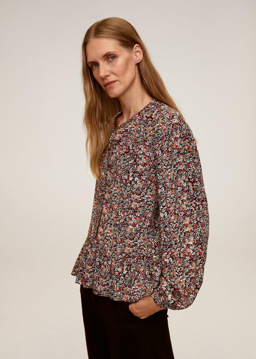 Floral print blouse