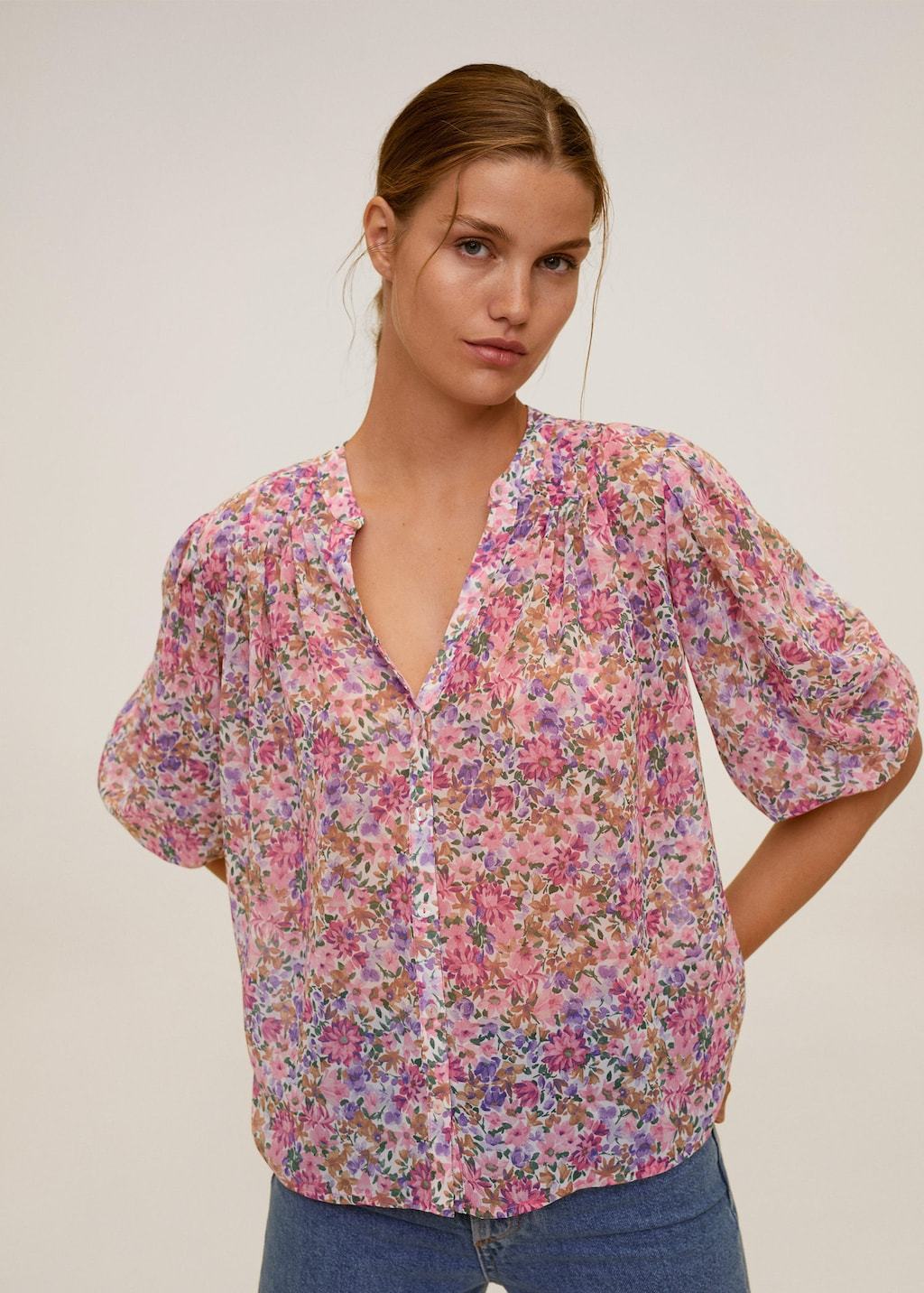 Floral print blouse