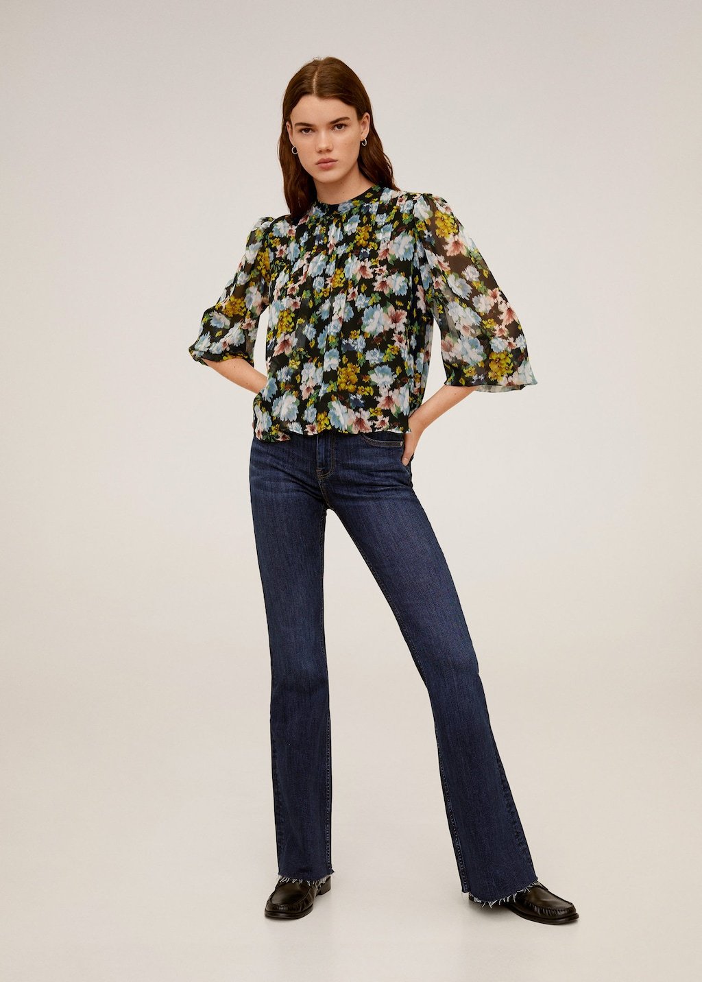 Floral print blouse