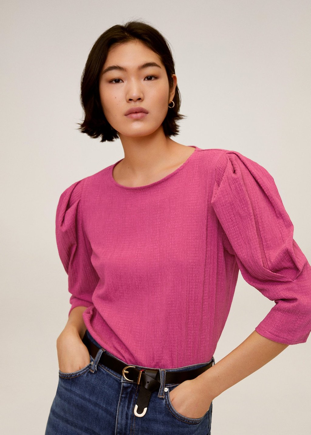 Puffed sleeves pleated t-shirt