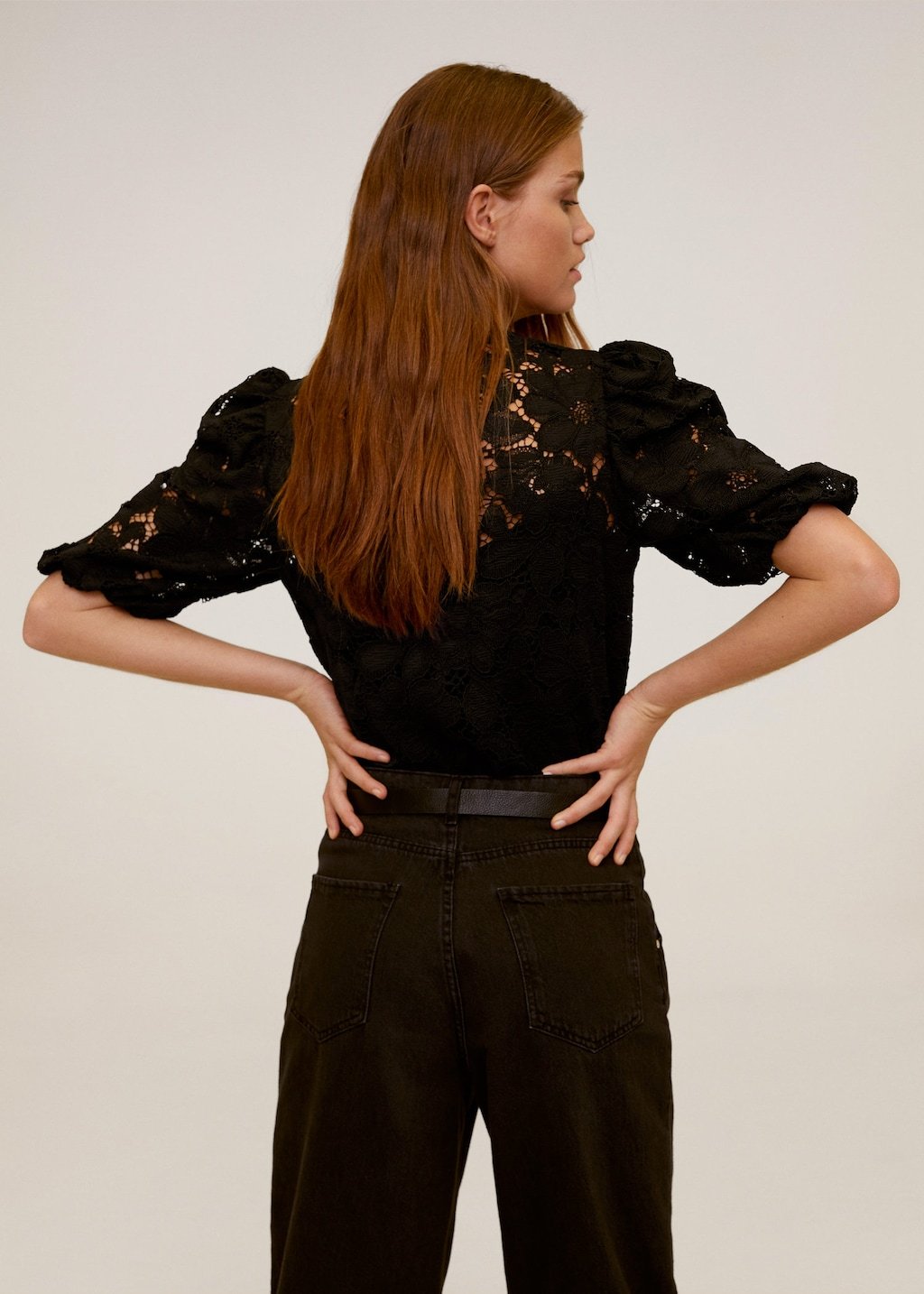 Puffed sleeves lace blouse