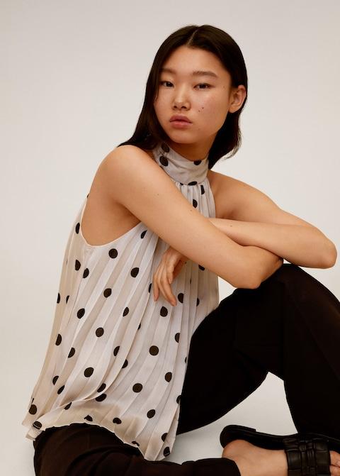 Polka-dot pleated top