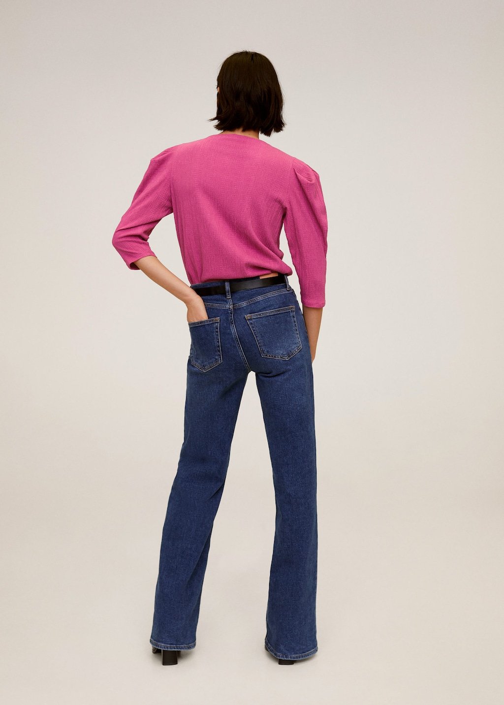 Puffed sleeves pleated t-shirt