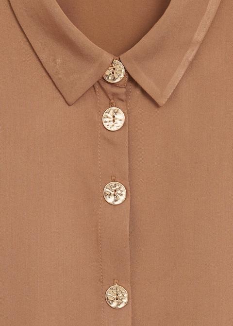 Buttoned flowy shirt