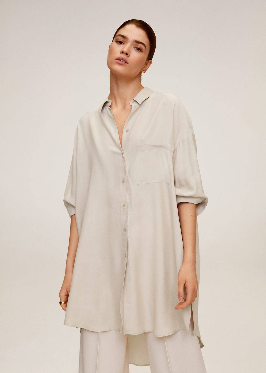 Oversize flowy shirt