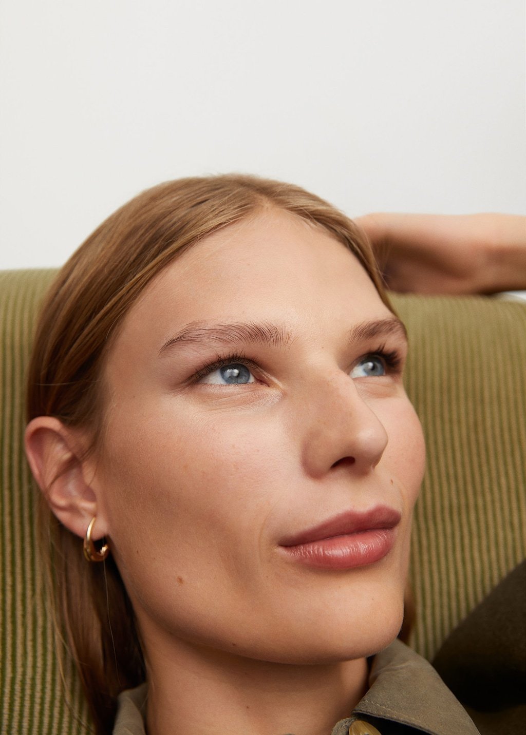 Structured bow blazer