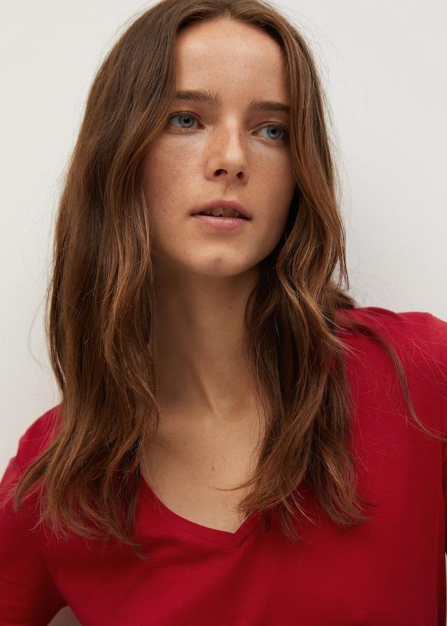 V-neck cotton T-shirt