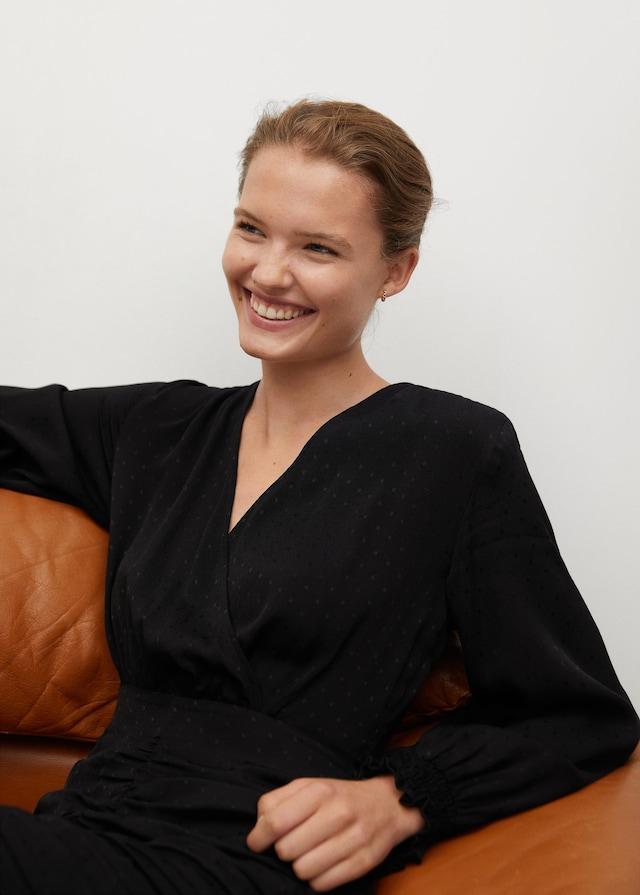 Puffed sleeves dress