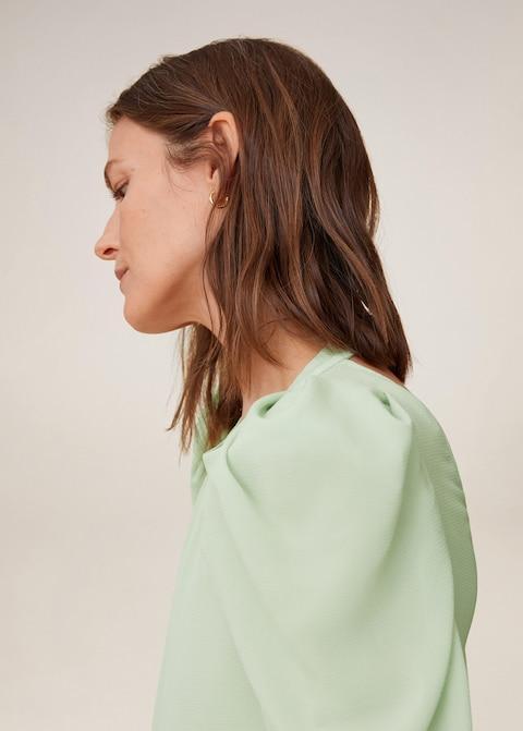 Puffed-shoulder blouse