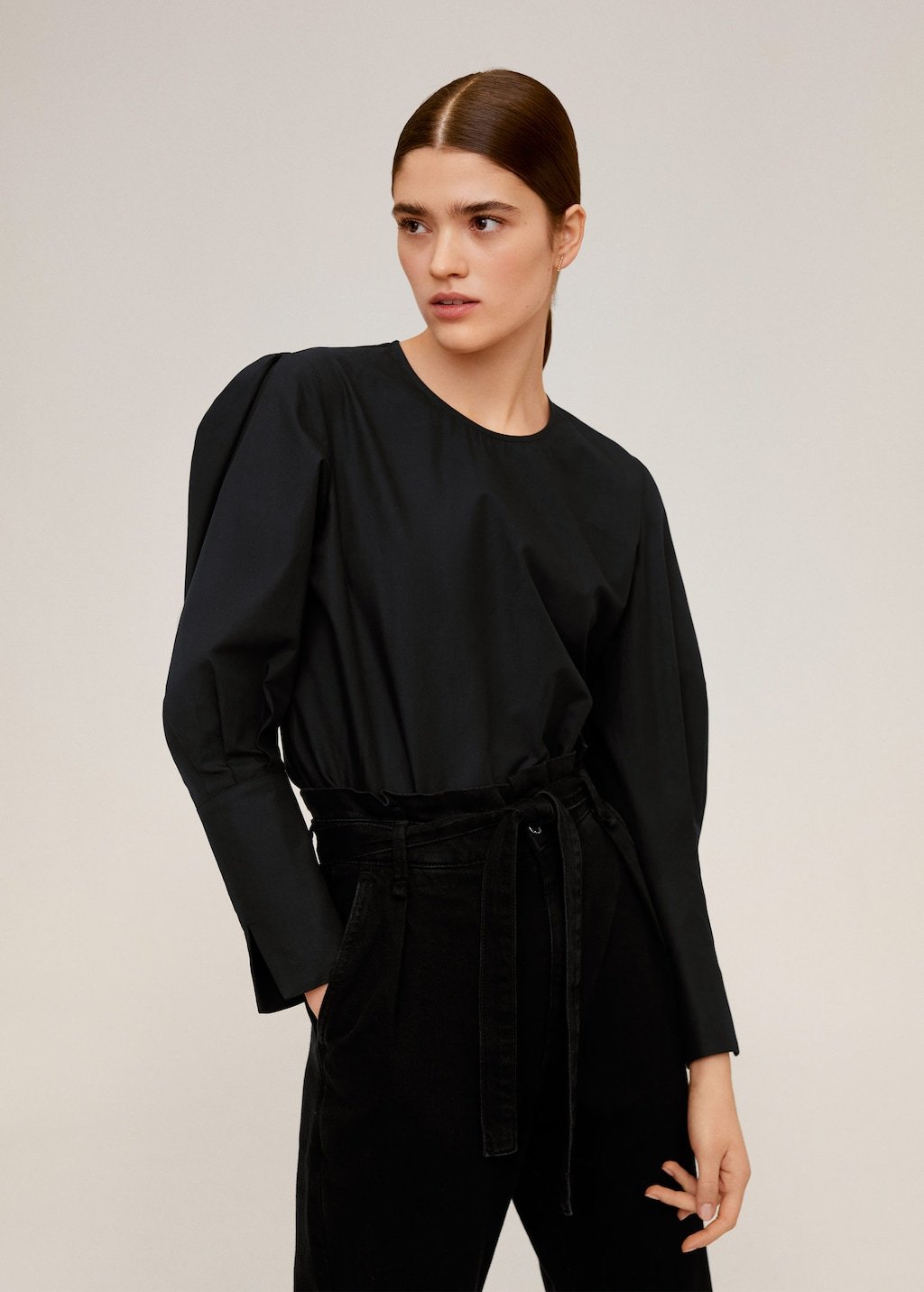 Puffed-shoulder blouse