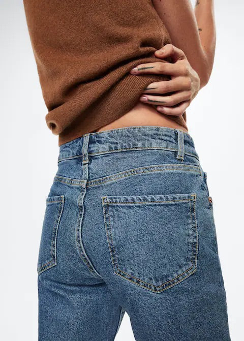 Medium-rise flared jeans