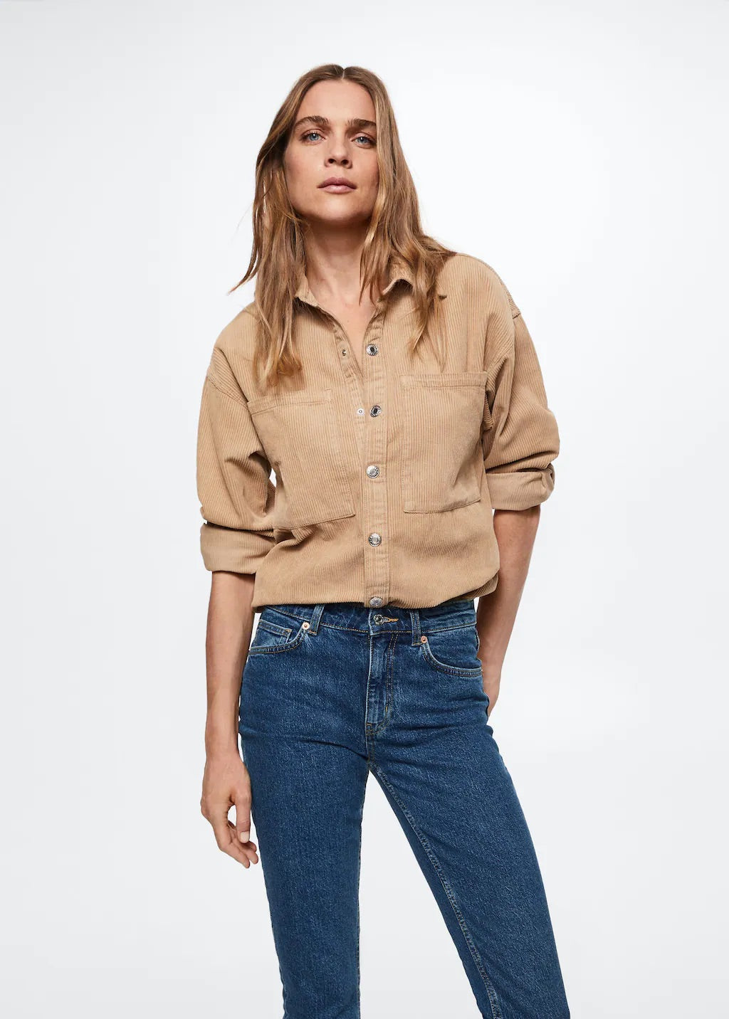 Medium-rise flared jeans