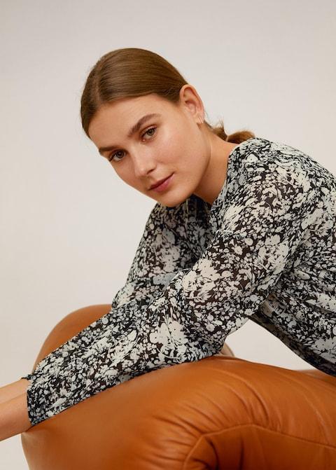 Flowy printed blouse