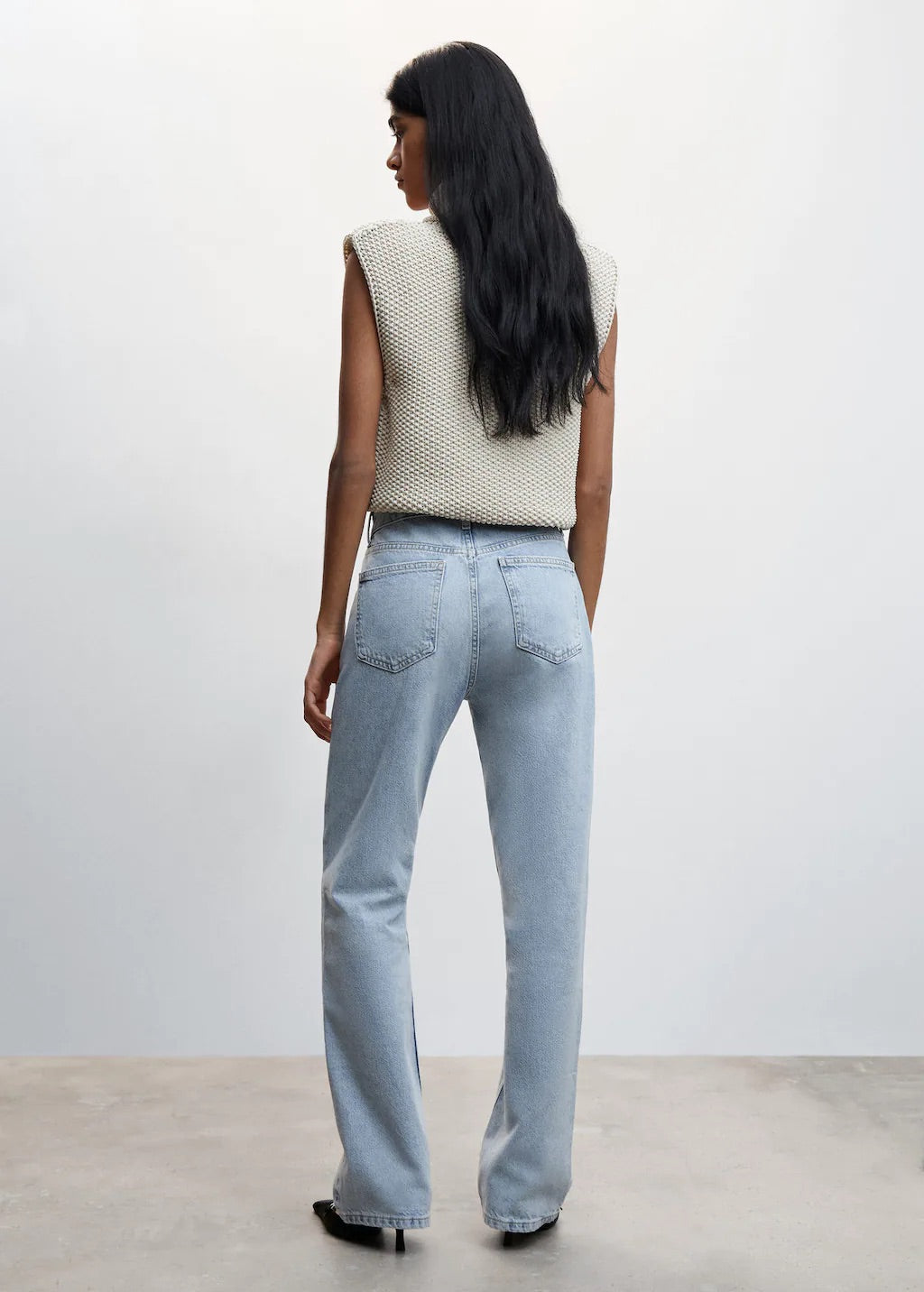 Mid-rise straight jeans
