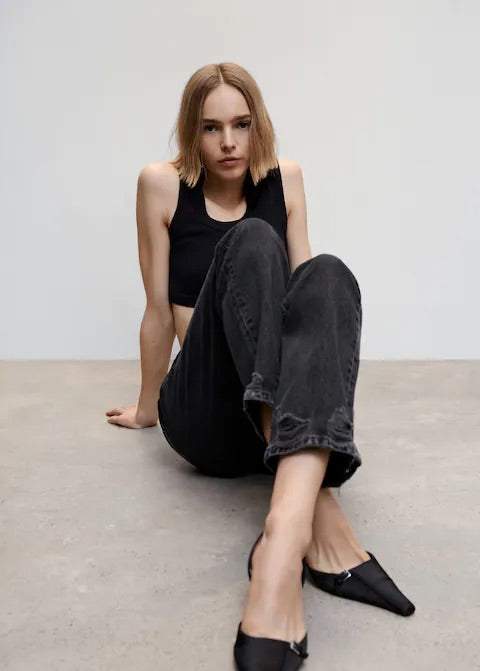 Ripped high rise straight jeans