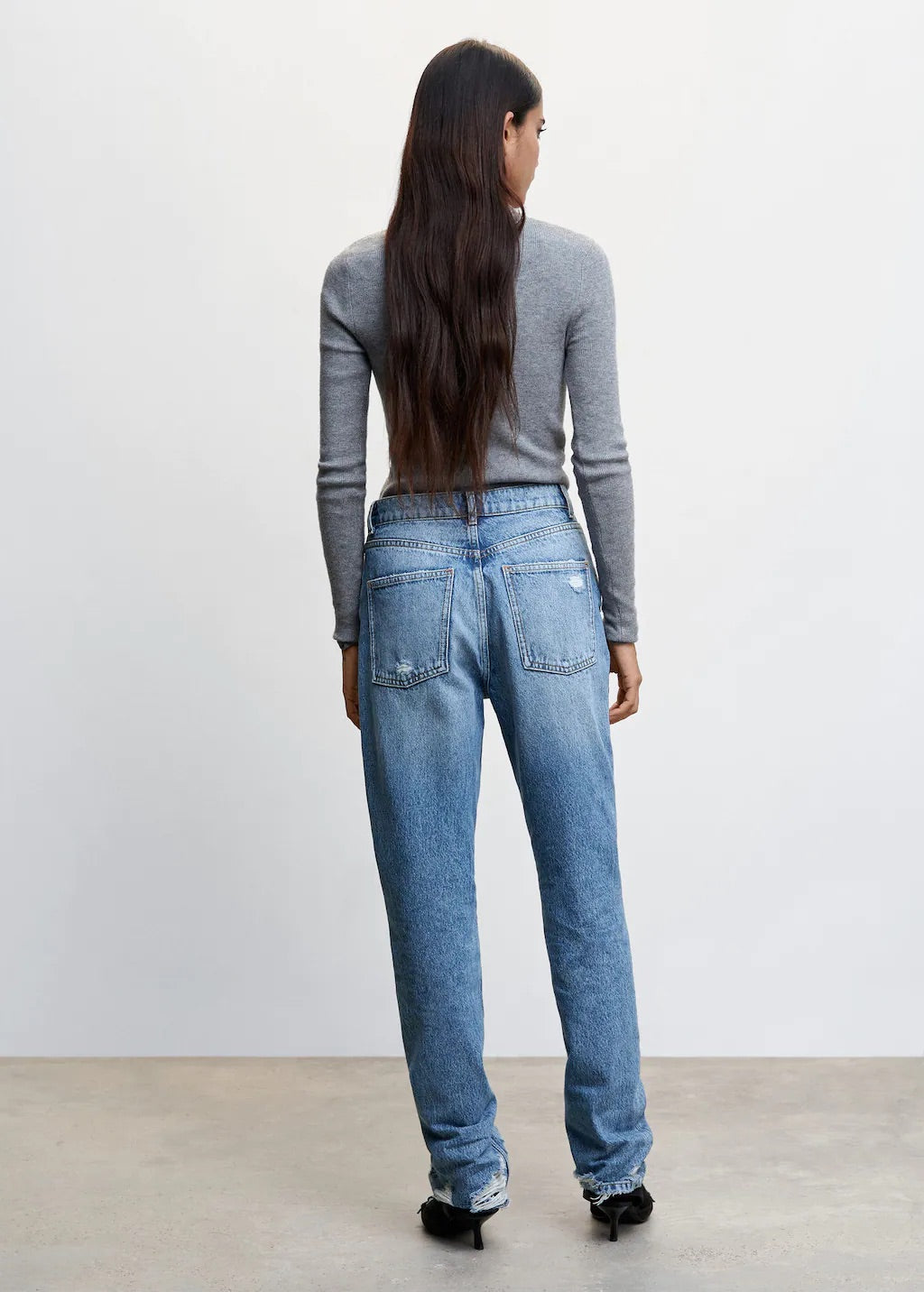 Ripped high rise straight jeans