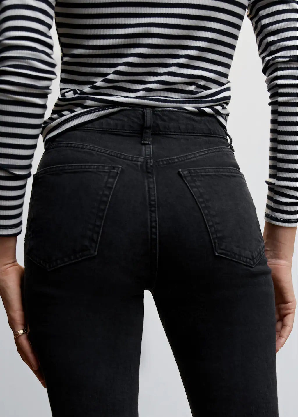 Slim cropped jeans