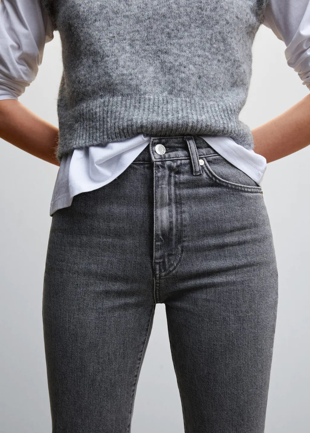 Slim cropped jeans