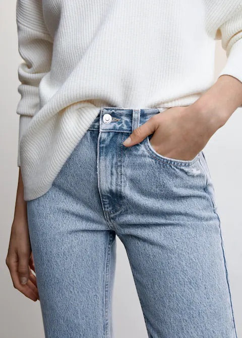 Straight jeans decorative broken