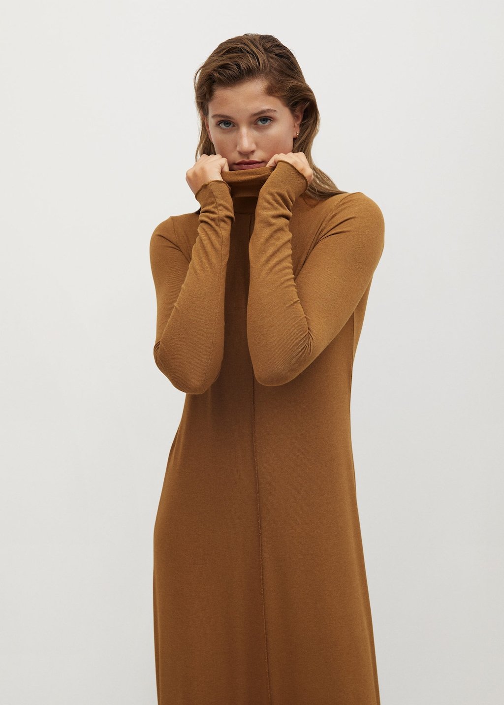 Turtle neck knit dress