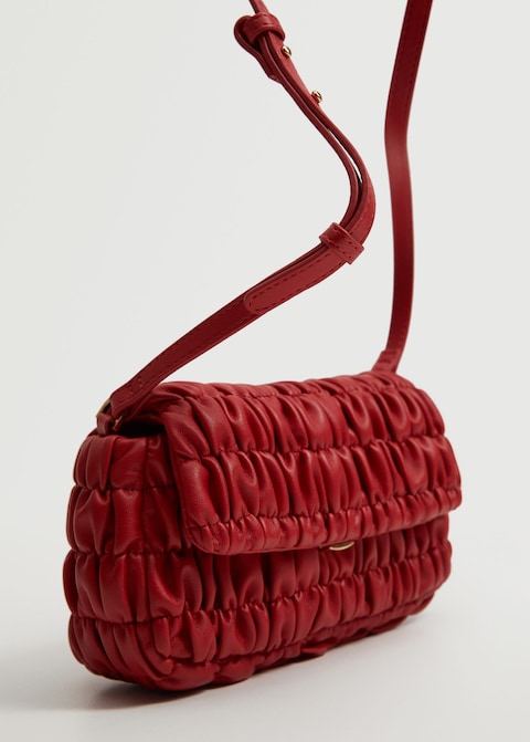 Bag with ruched detail