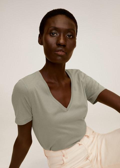 V-neck cotton T-shirt