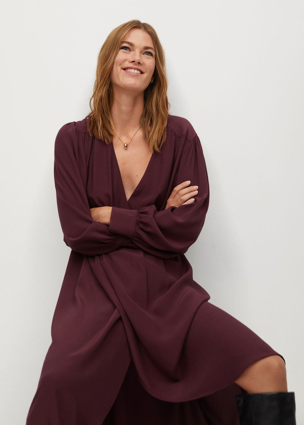 Puffed sleeves dress