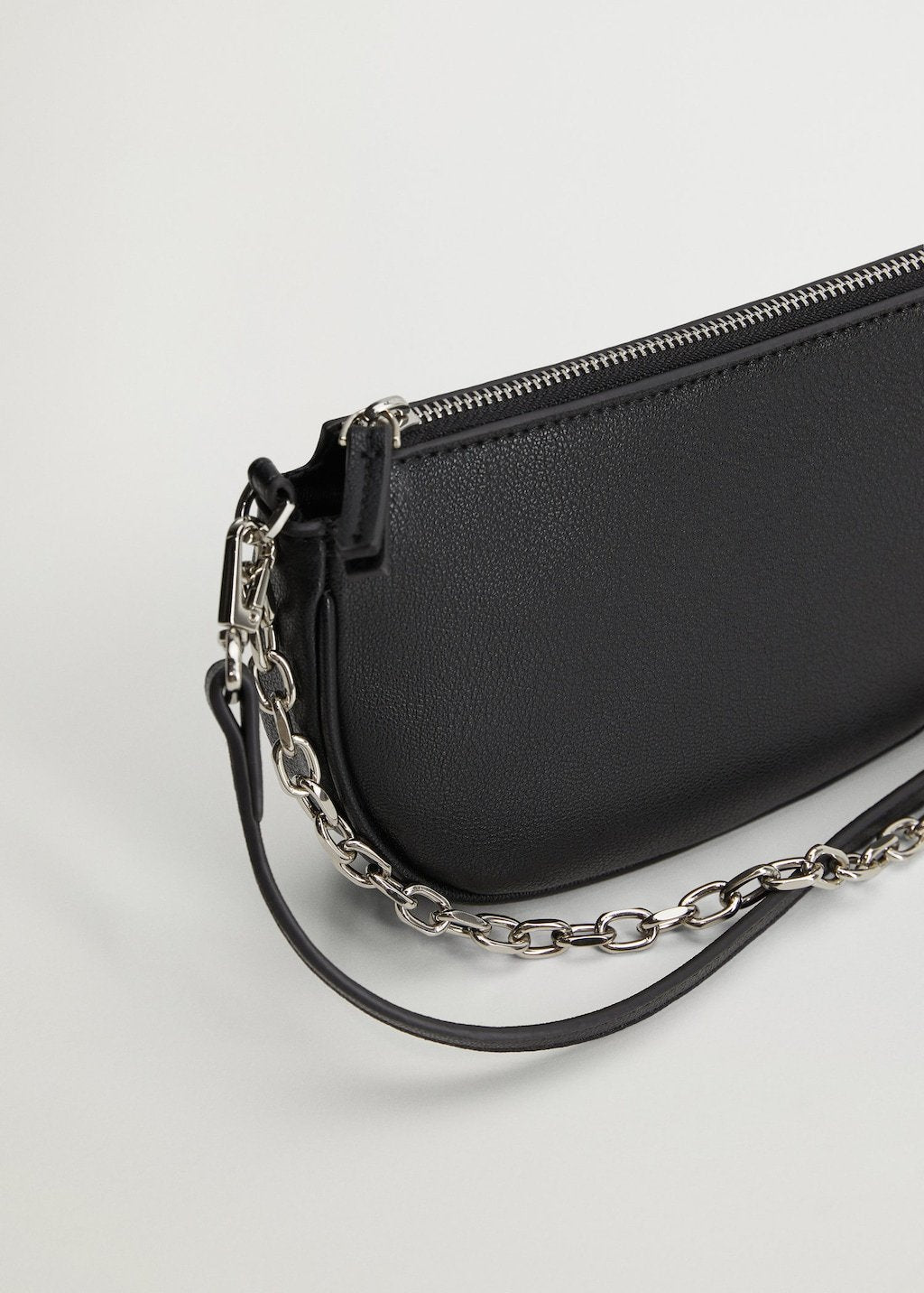 Chain baguette mini bag