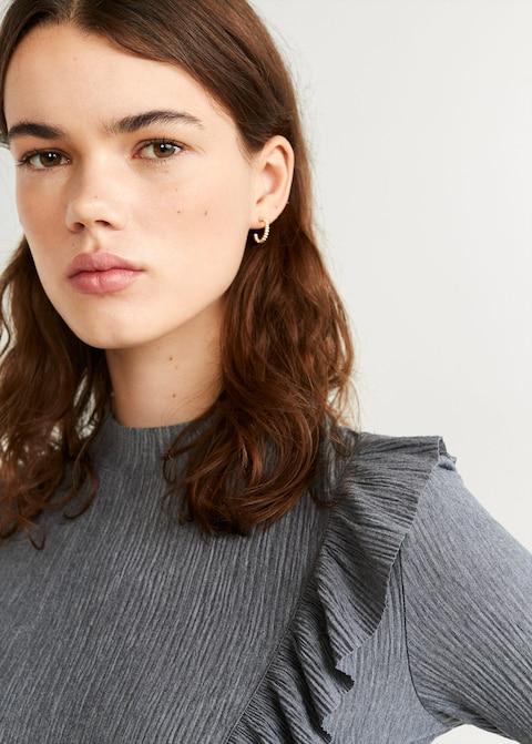 Ruffles pleated t-shirt