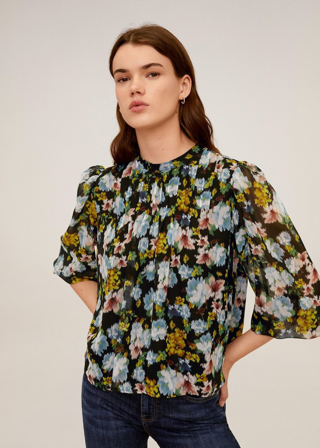 Floral print blouse