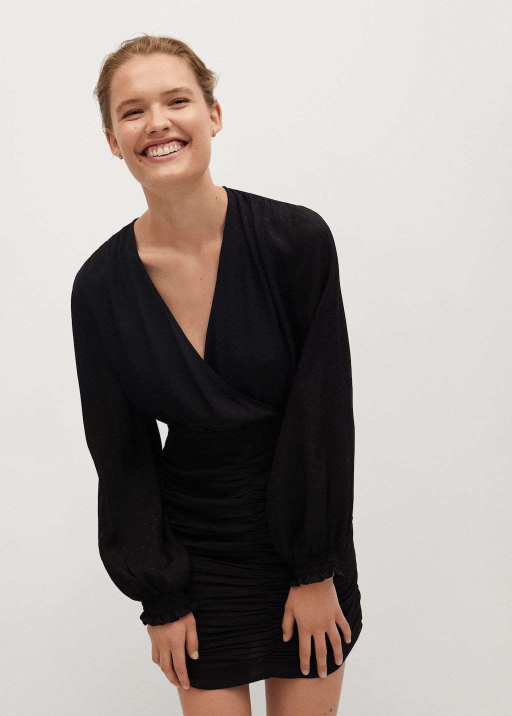 Puffed sleeves dress