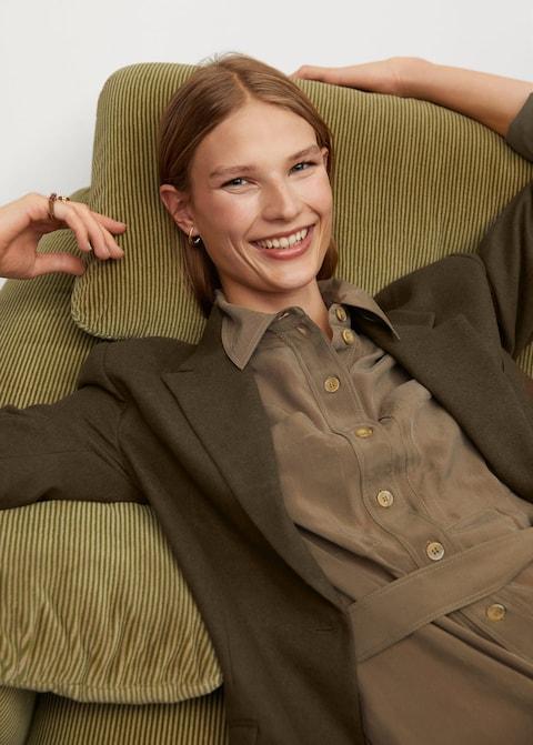 Structured bow blazer