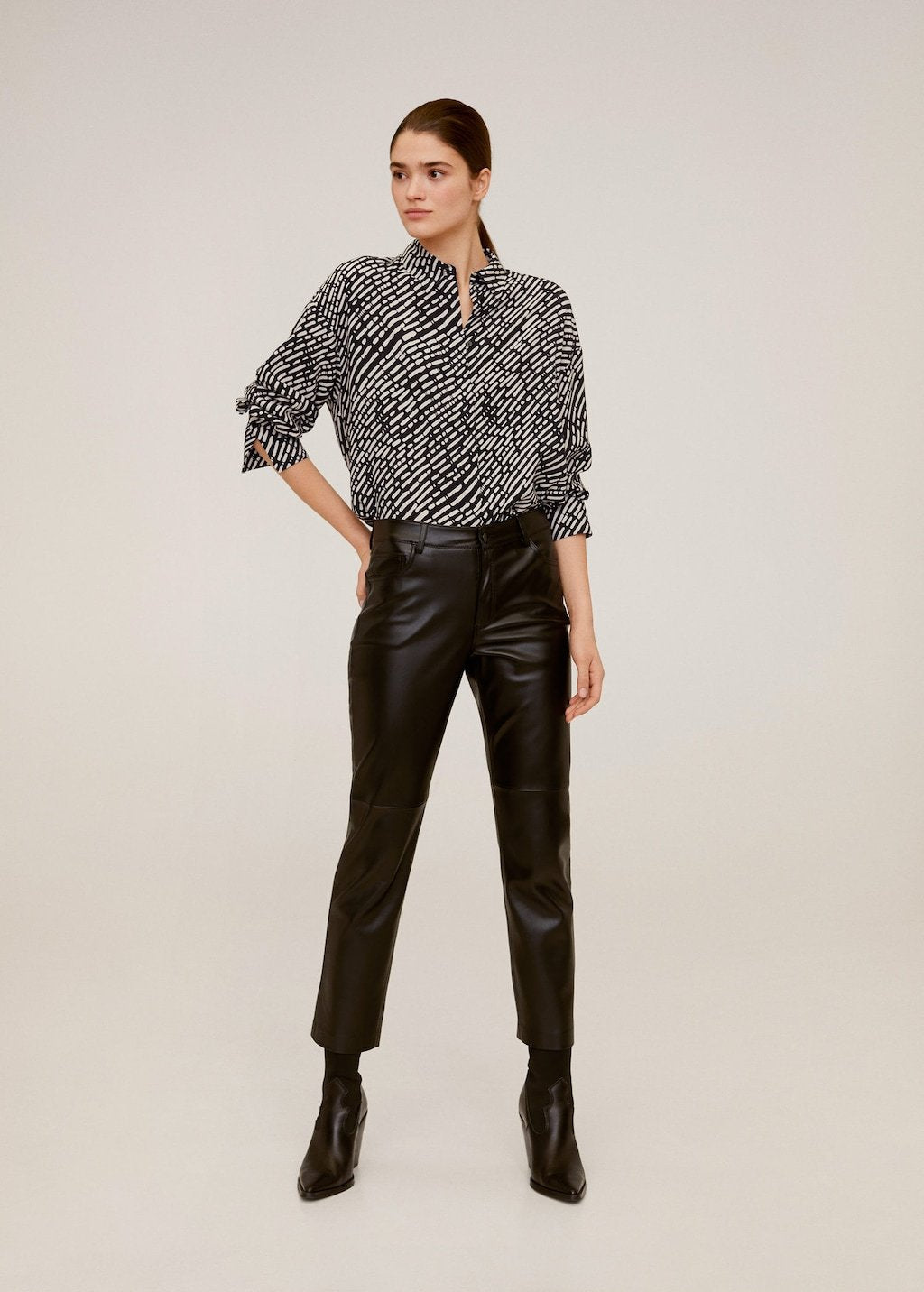 Flowy printed blouse