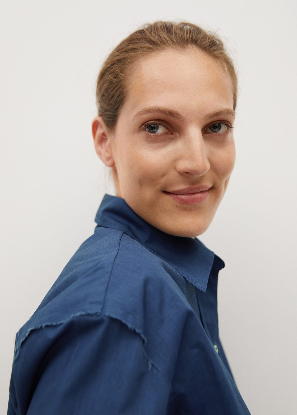 Cropped cotton shirt