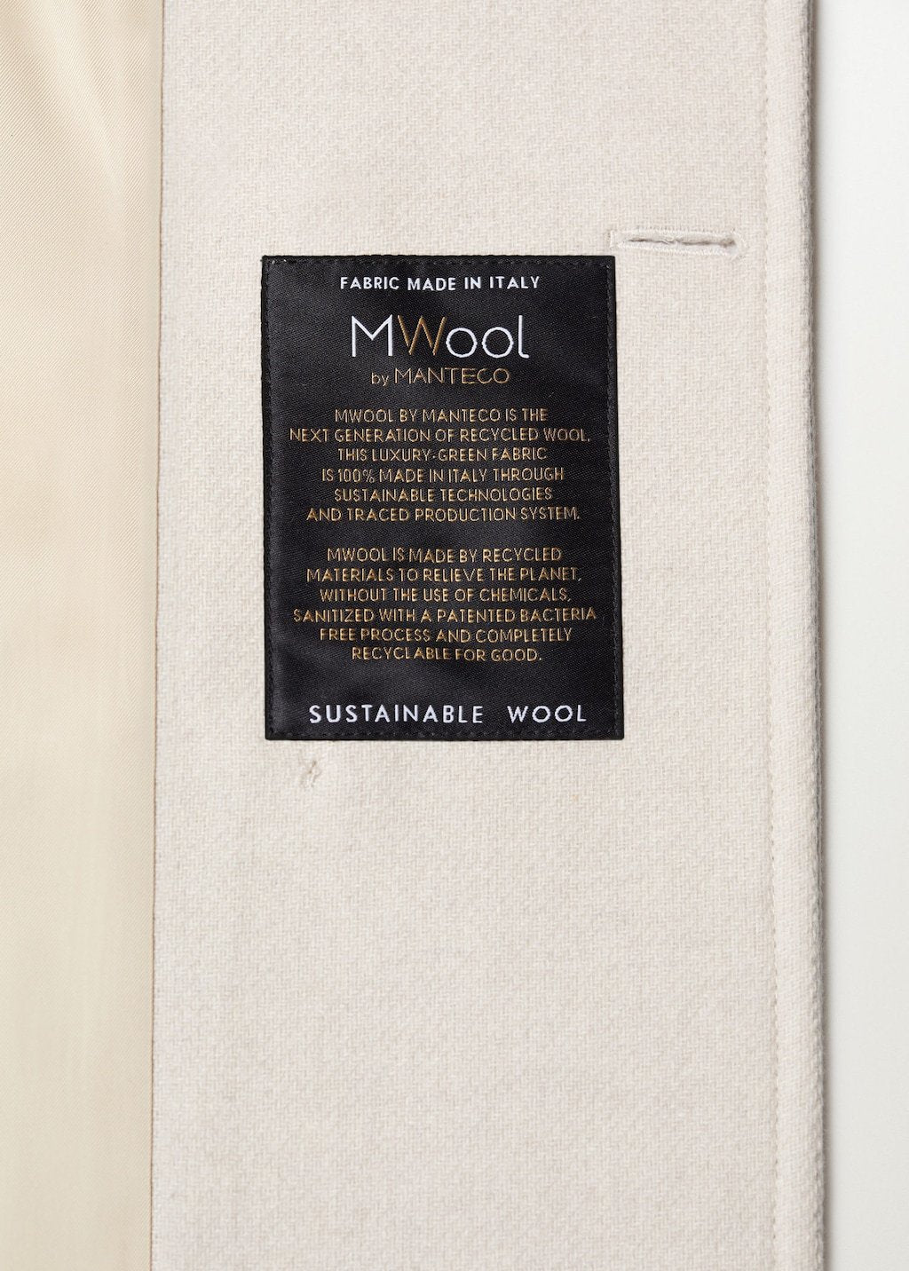 Manteco wool double-breasted coat