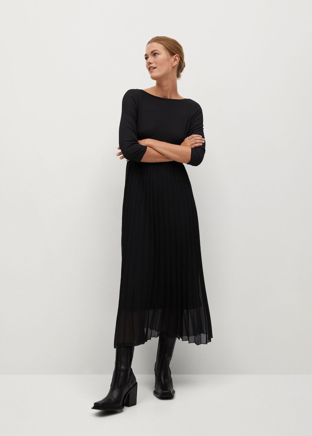 Pleated skirt dress