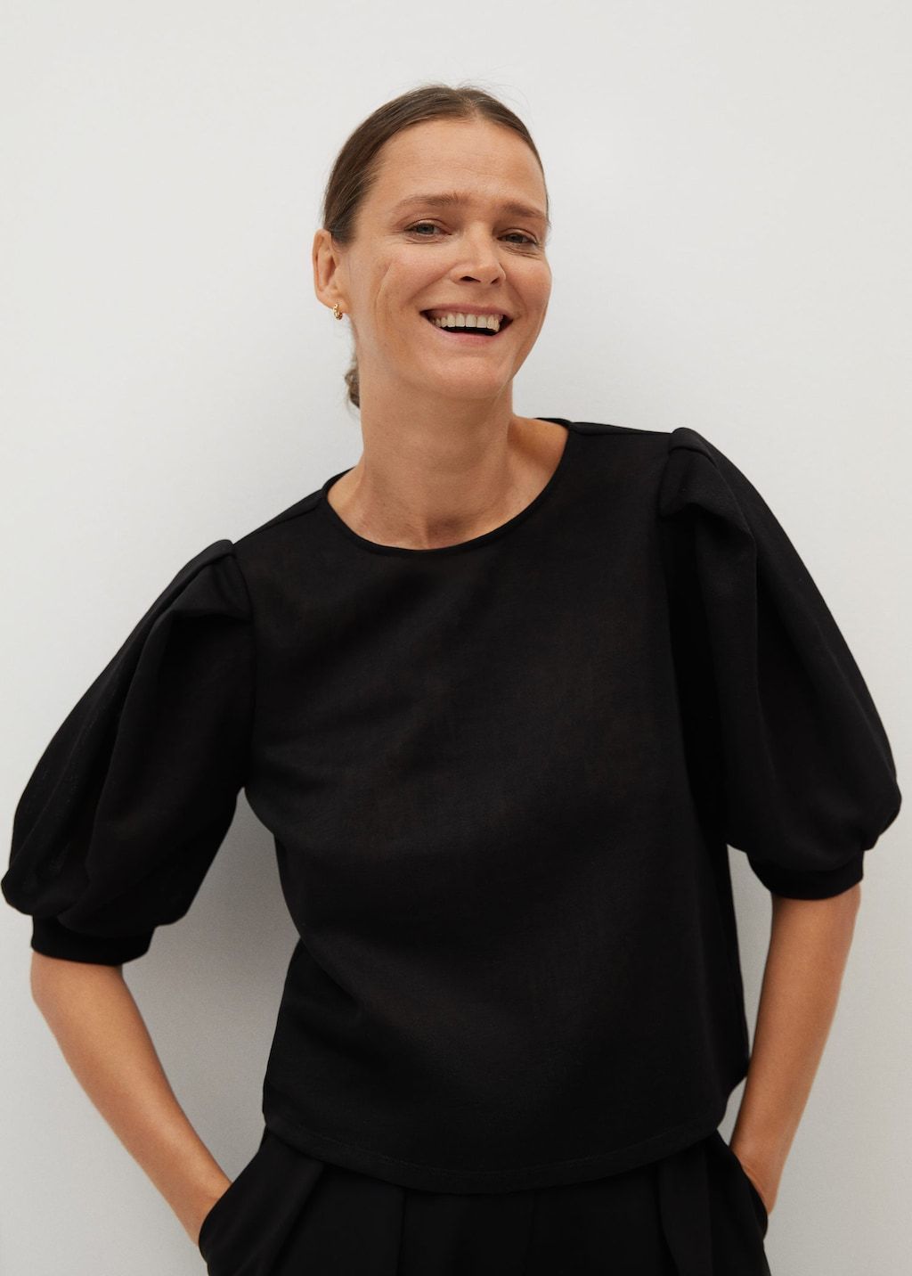 Puffed sleeves T-shirt