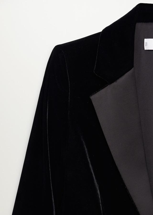 Contrast flap velvet blazer