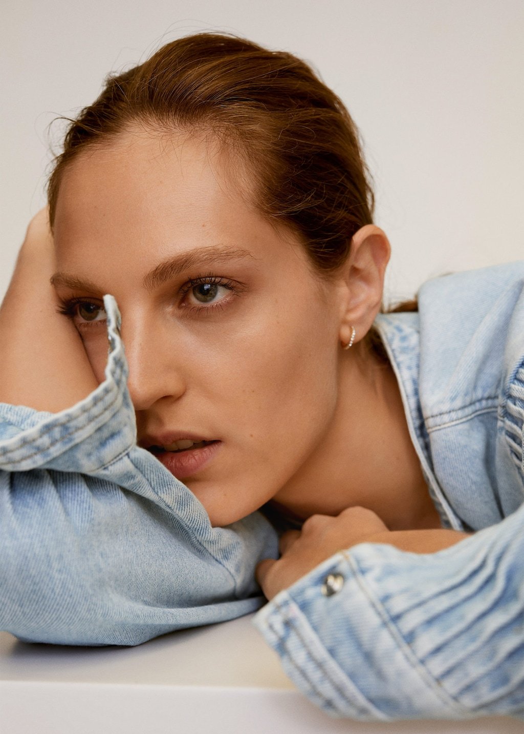 Puffed sleeves denim shirt