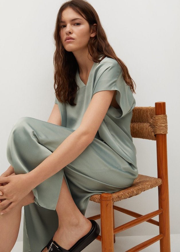 Flowy dress with openings